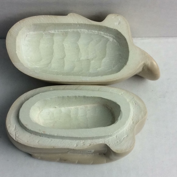 Soapstone Elephant Trinket Box 5”X3”X2” Kenya - Picture 2 of 6